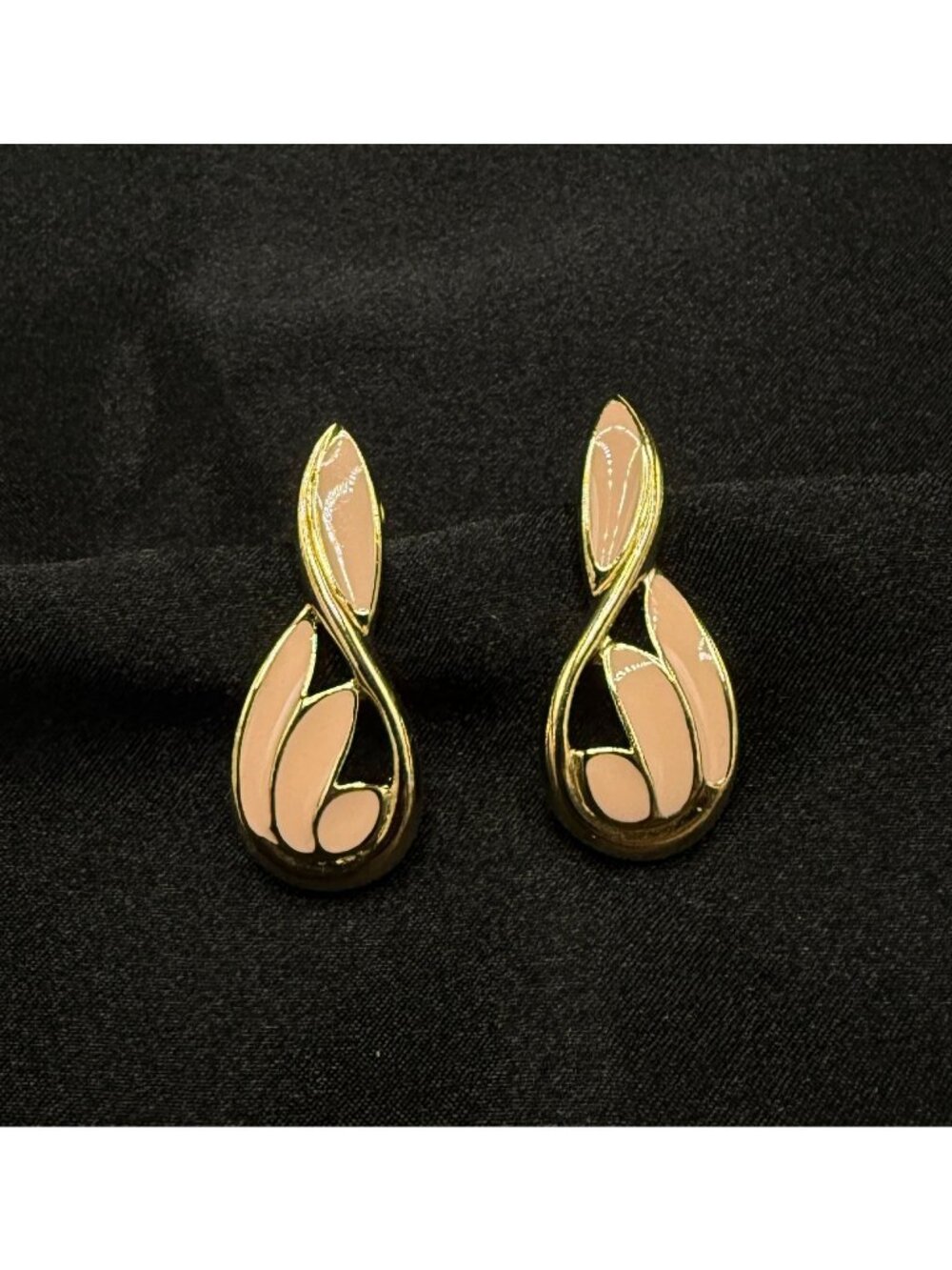 Vintage 1980s Trifari Signed Gold-Tone & Peach Enamel Pierced Earrings